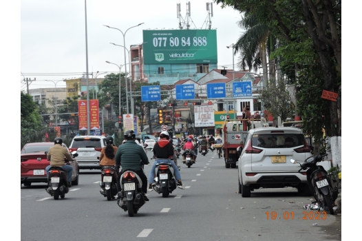 Bảng QC tại 327 Tôn Đức Thắng, Đà Nẵng